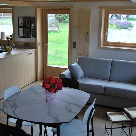 La Ferme Du Mont-Blanc Bed & Breakfast กงบลู ภายนอก รูปภาพ